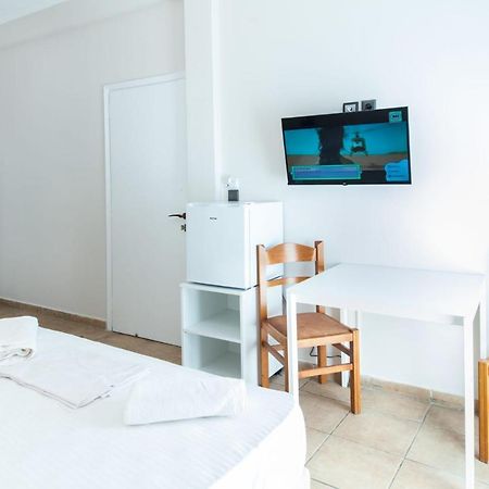 Silver Hotel Athens Double Room With Balcony Exterior photo