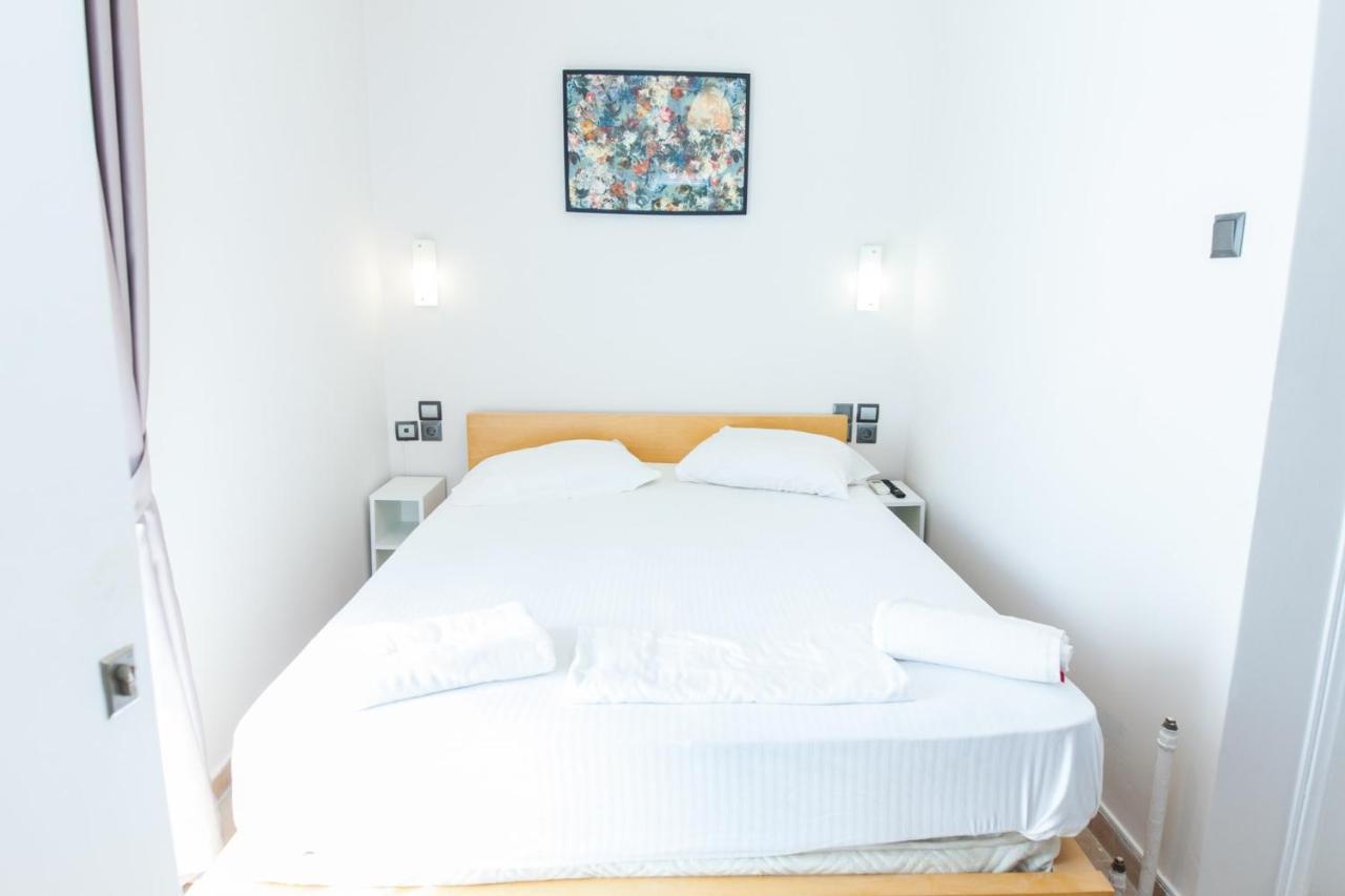 Silver Hotel Athens Double Room With Balcony Exterior photo