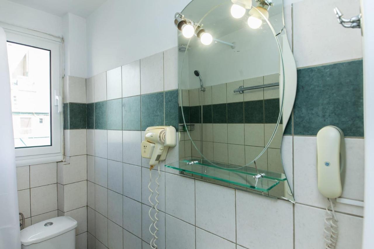 Silver Hotel Athens Double Room With Balcony Exterior photo
